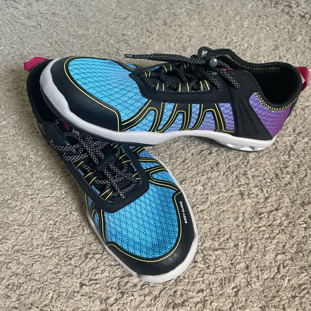 Women’s body glove water shoes | size 8